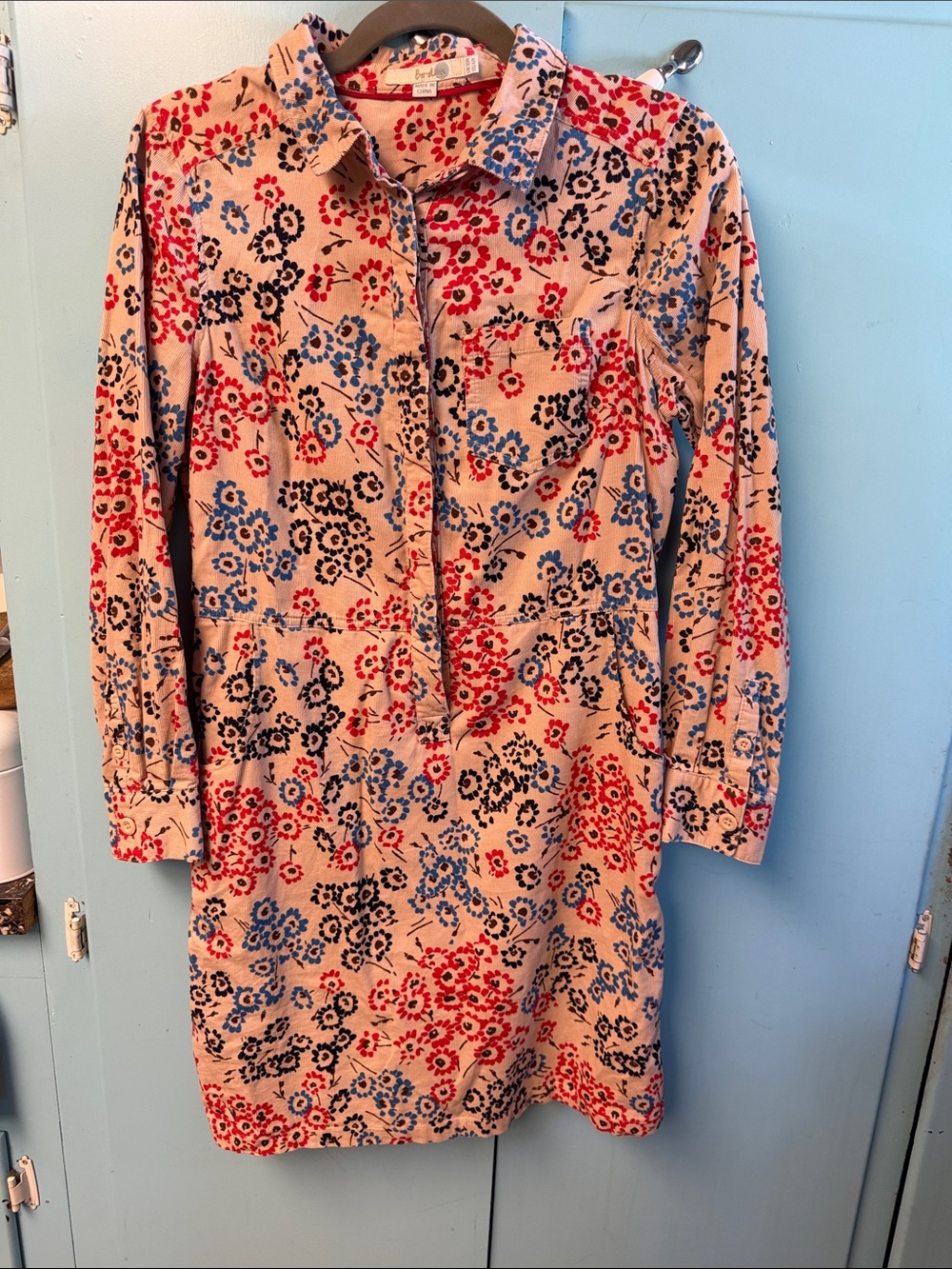 Boden Shirt-style Button down, Collared Dress, lined, pockets - Picture 2 of 14